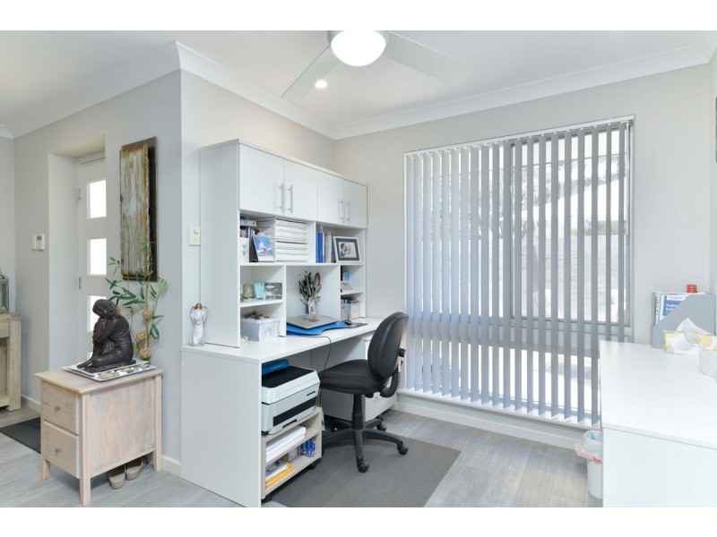 18 Michael Road, Waikiki WA 6169