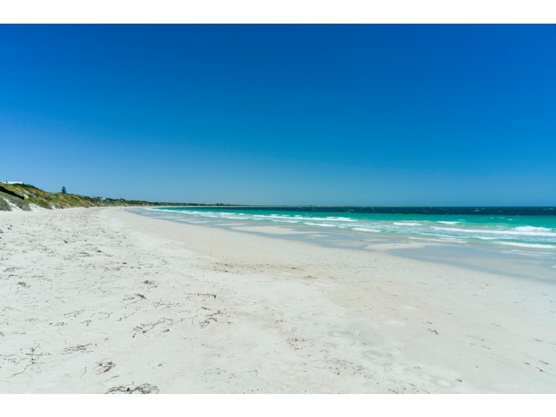 18 Michael Road, Waikiki WA 6169