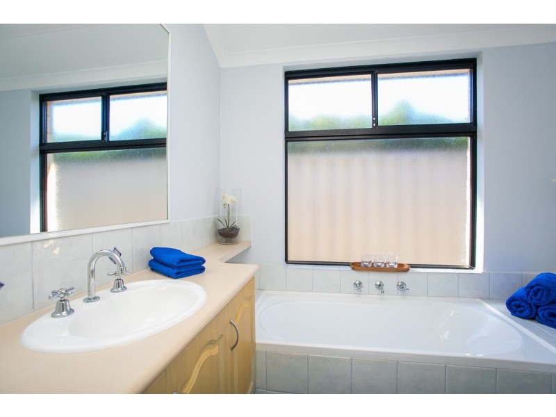 3C Braewood Court, Nollamara WA 6061