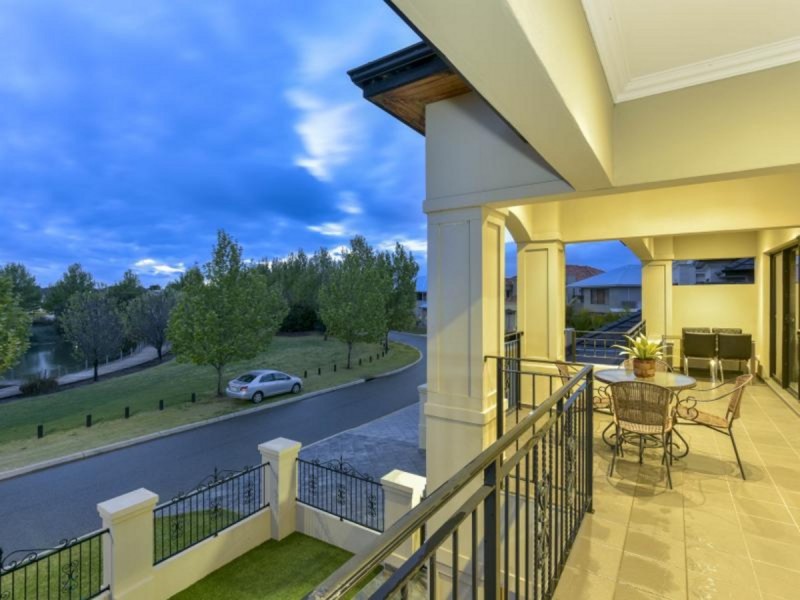 56 Messina Avenue, Stirling WA 6021