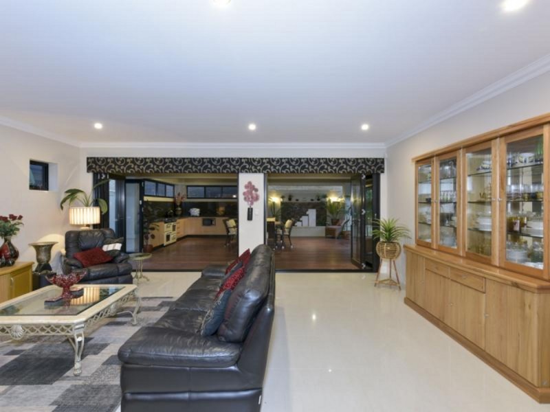 56 Messina Avenue, Stirling WA 6021