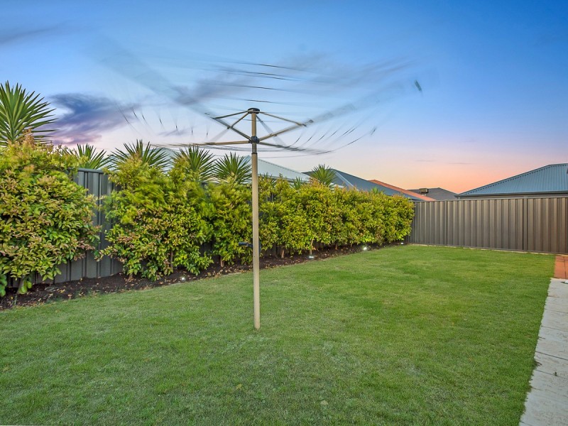34 Montane Turn, Banksia Grove WA 6031