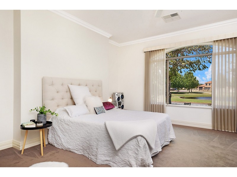 27 Lexington Avenue, Canning Vale WA 6155