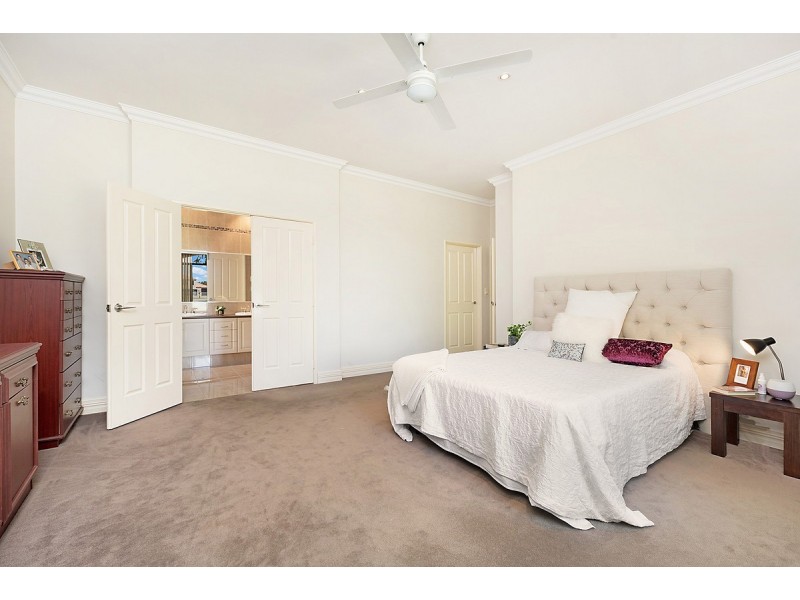 27 Lexington Avenue, Canning Vale WA 6155