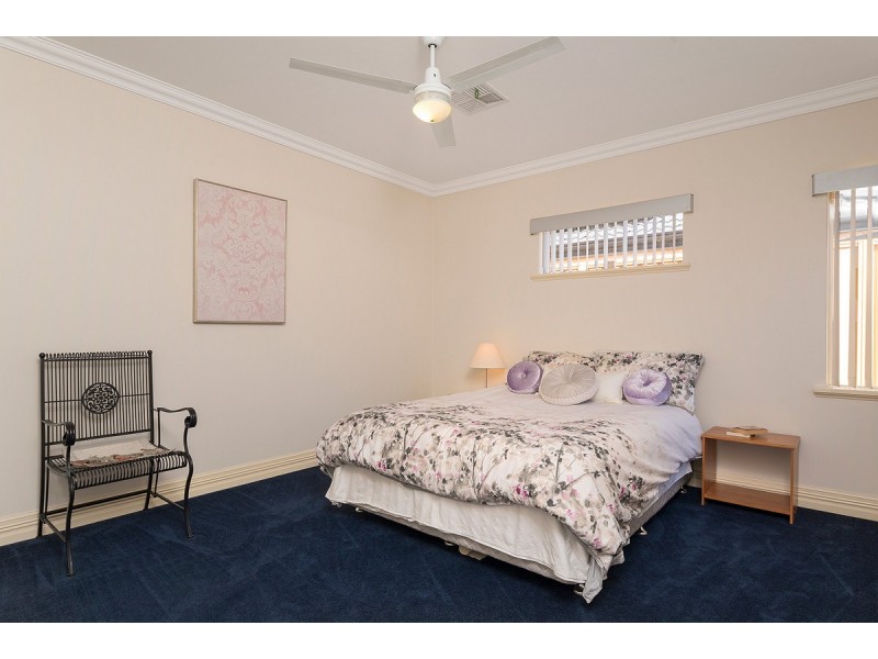 27 Lexington Avenue, Canning Vale WA 6155