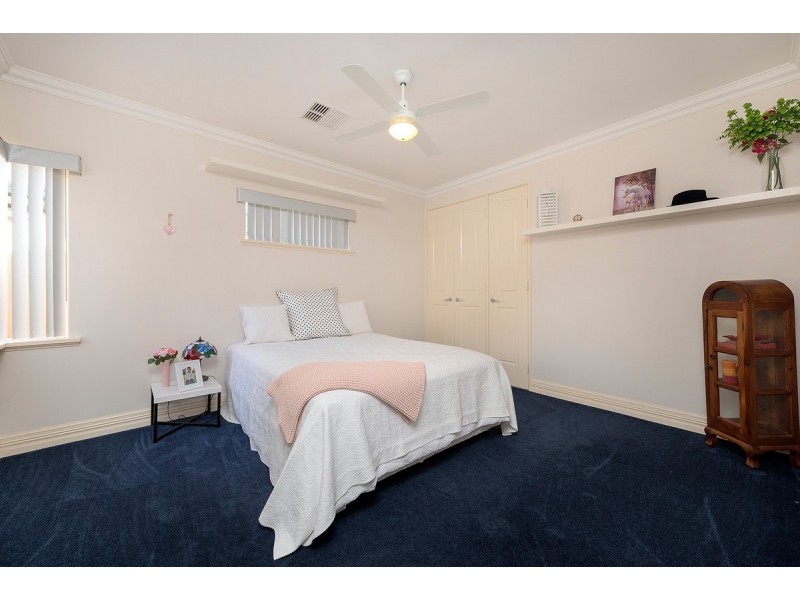 27 Lexington Avenue, Canning Vale WA 6155