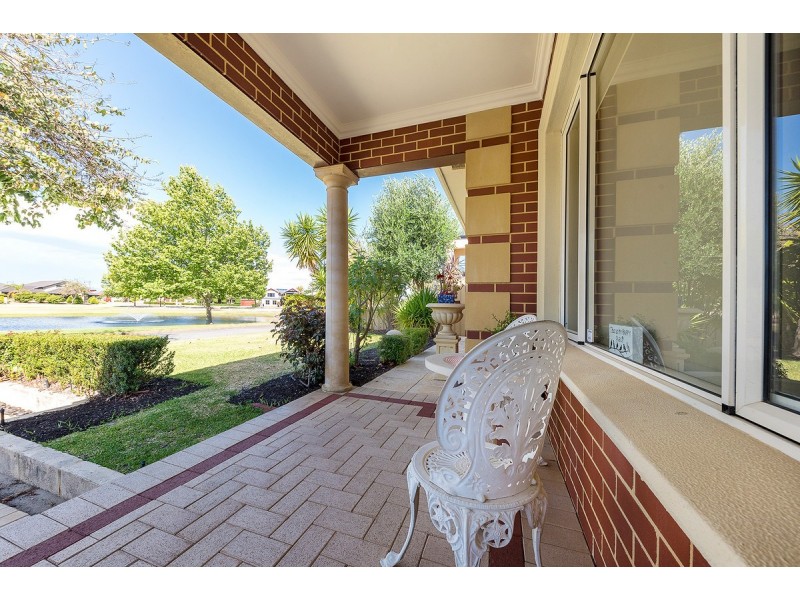 27 Lexington Avenue, Canning Vale WA 6155