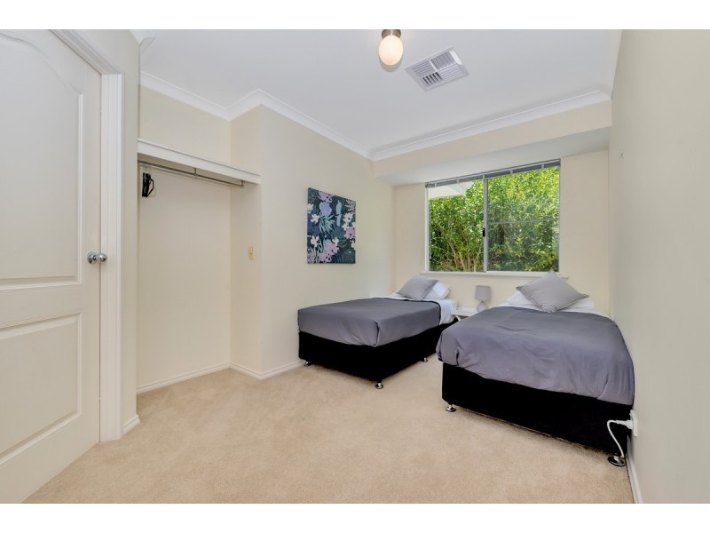 3B Oversby Street, Halls Head WA 6210