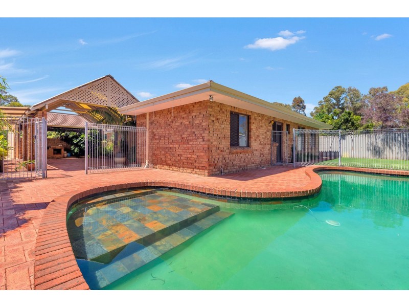 16 Gariver Street,, Leeming WA 6149