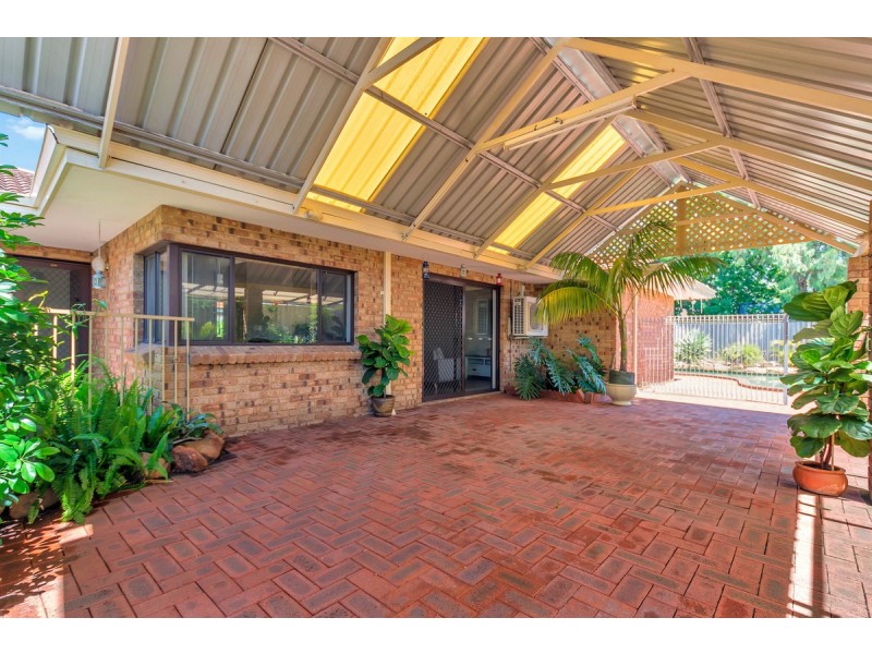 16 Gariver Street,, Leeming WA 6149