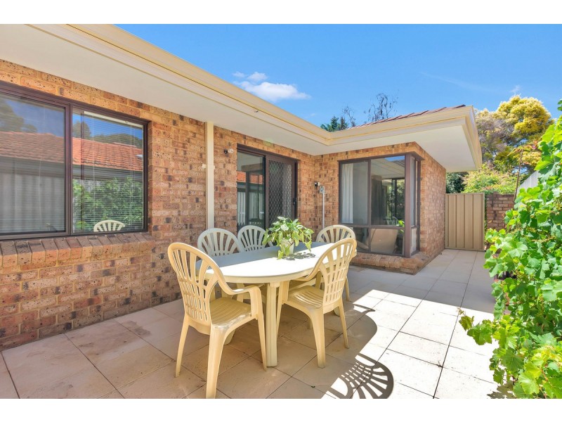 16 Gariver Street,, Leeming WA 6149