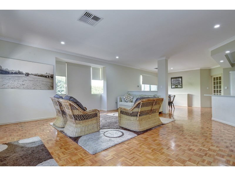 35 Blackfriars Road, Joondalup WA 6027