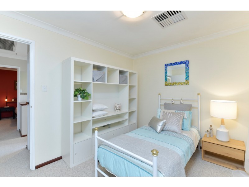 35 Orbell Way, Bull Creek WA 6149