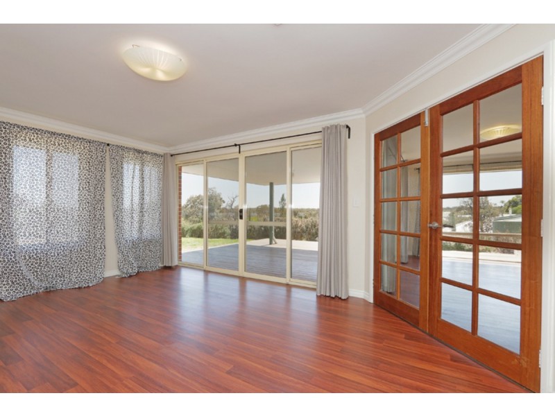 3 Kendall Street, Muchea WA 6501