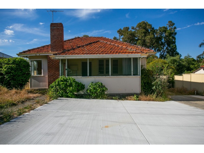 14 Joslin Street, Hilton WA 6163