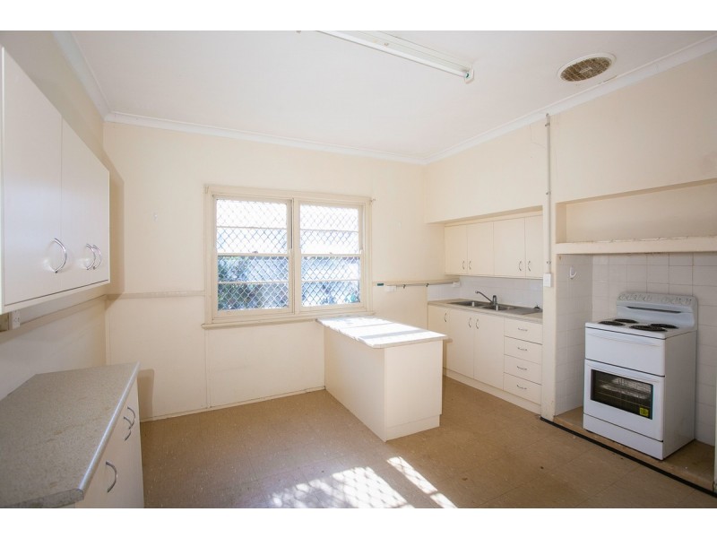 14 Joslin Street, Hilton WA 6163