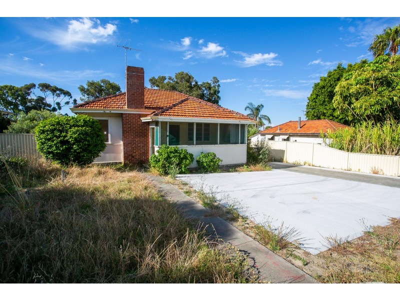 14 Joslin Street, Hilton WA 6163