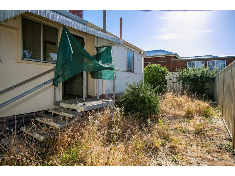 14 Joslin Street, Hilton WA 6163