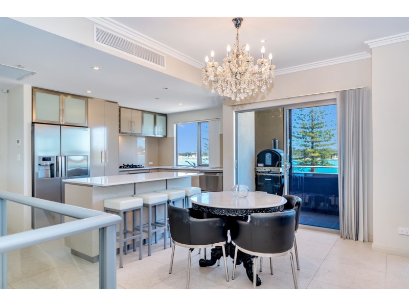 1/32 Vivaldi Drive, Mandurah WA 6210