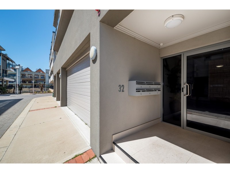 1/32 Vivaldi Drive, Mandurah WA 6210