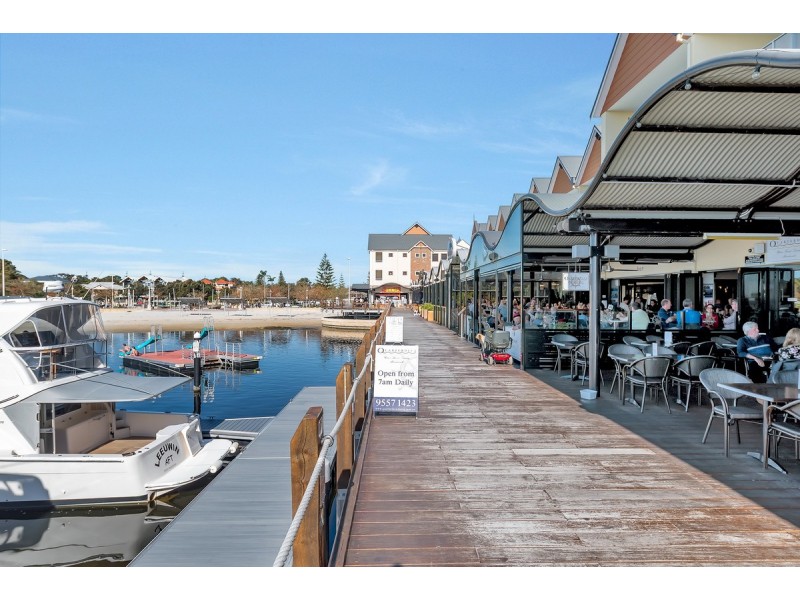 1/32 Vivaldi Drive, Mandurah WA 6210