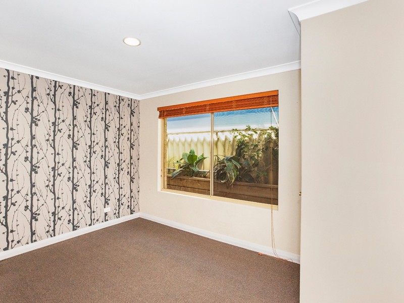 15 Jenkin Mews, Atwell WA 6164