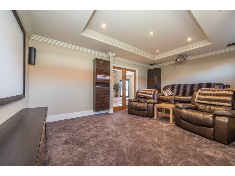 72 Bacchante Circle, Ocean Reef WA 6027