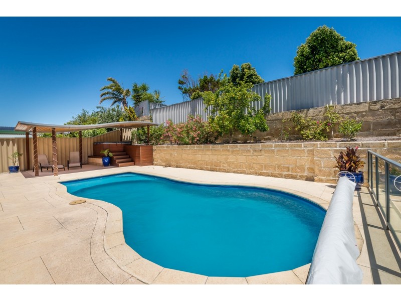 72 Bacchante Circle, Ocean Reef WA 6027