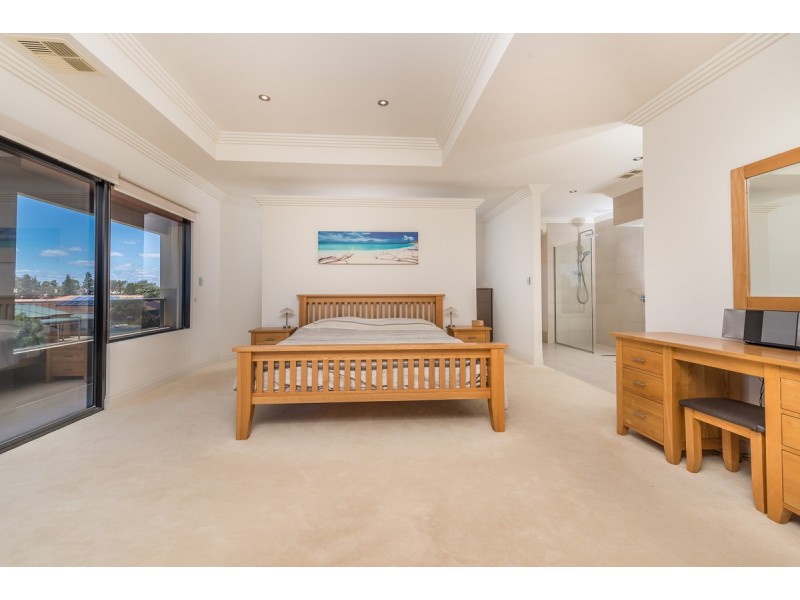 72 Bacchante Circle, Ocean Reef WA 6027