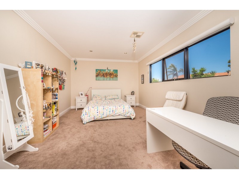 72 Bacchante Circle, Ocean Reef WA 6027