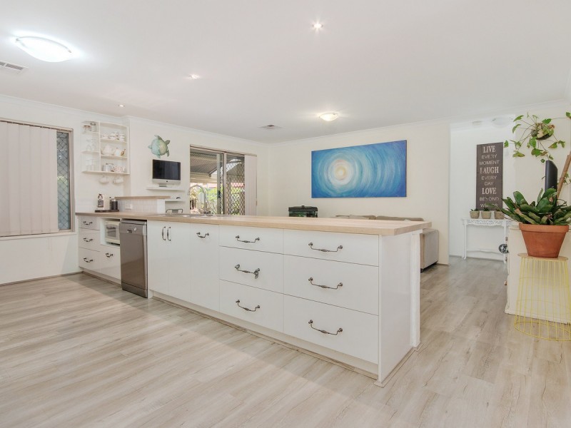 16 Anguilla Court, Secret Harbour WA 6173