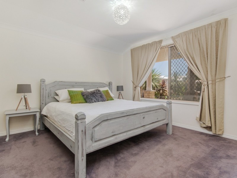 16 Anguilla Court, Secret Harbour WA 6173