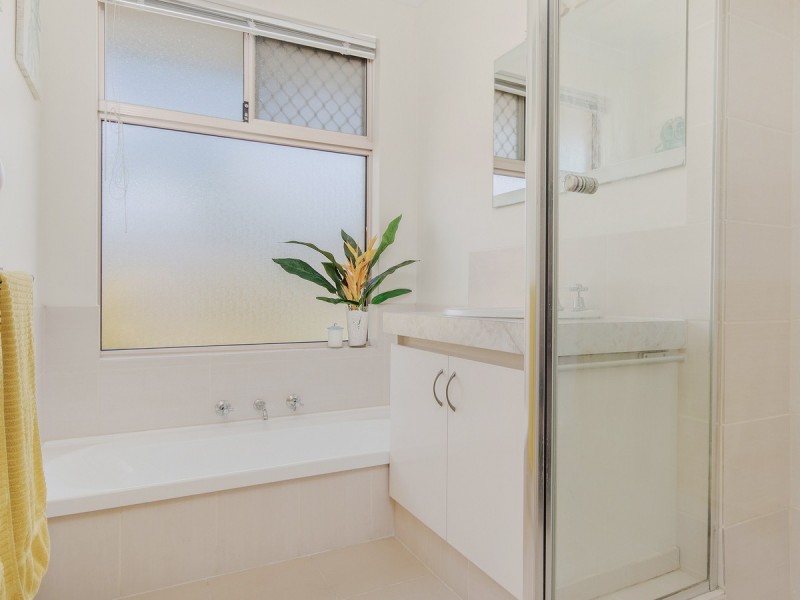 16 Anguilla Court, Secret Harbour WA 6173