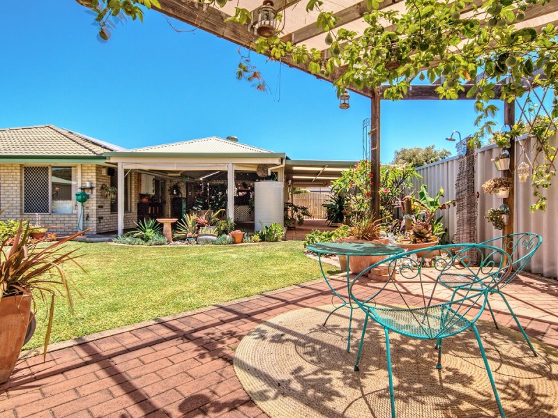 16 Anguilla Court, Secret Harbour WA 6173