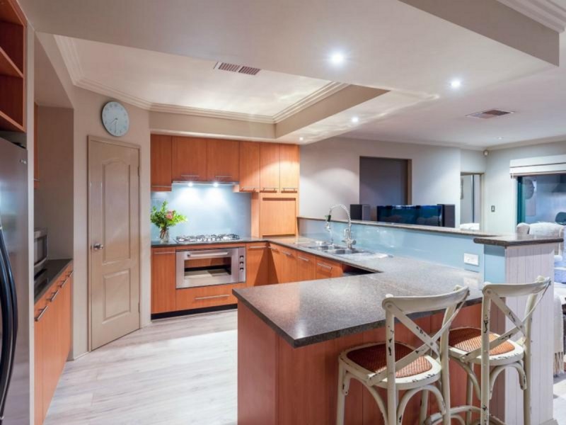 9 Miriam Court, Landsdale WA 6065