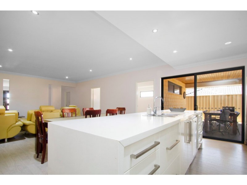 5 Boodjar Rise, Darch WA 6065