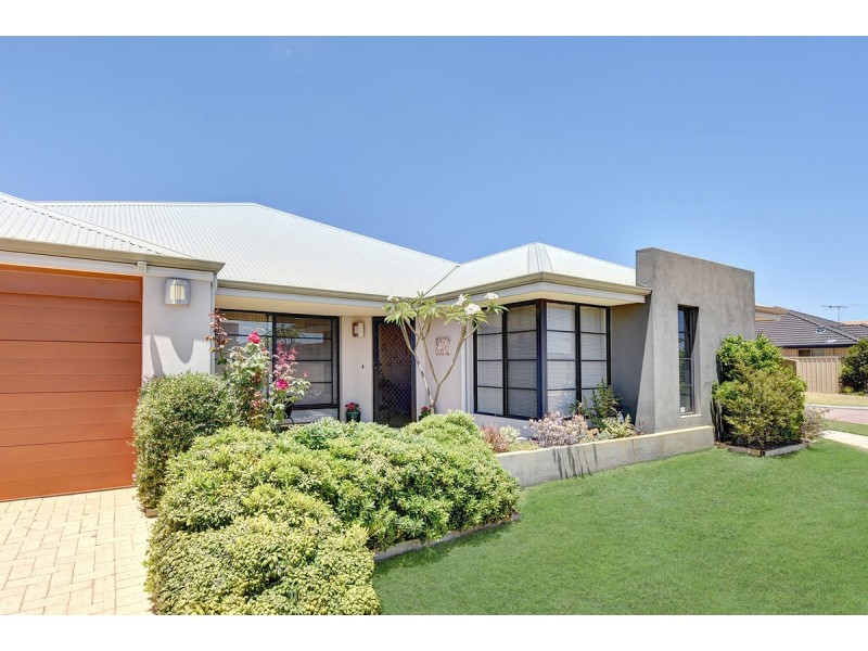 40 Kentucky Boulevard, Hocking WA 6065