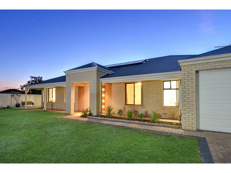 1 Turner Parkway, Carramar WA 6031
