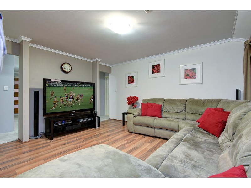 1 Turner Parkway, Carramar WA 6031