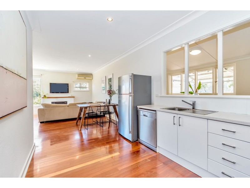 27 Janis Street, Halls Head WA 6210