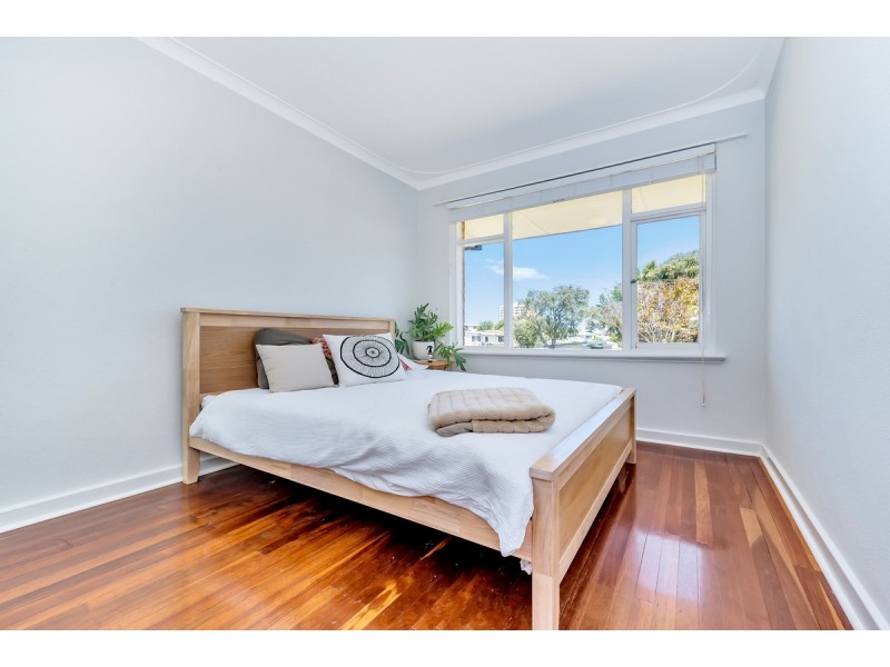 27 Janis Street, Halls Head WA 6210