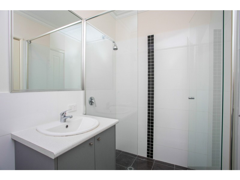 2A Montrose Way, Nollamara WA 6061