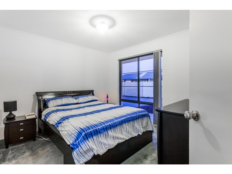 19 Waterfields Drive, Bertram WA 6167