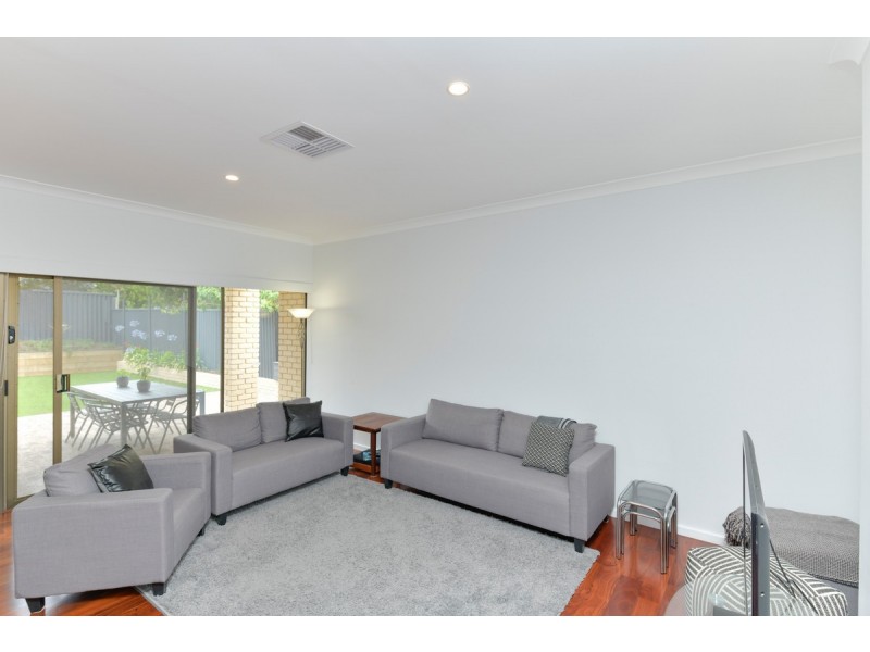 21 Sellars Way, Bull Creek WA 6149