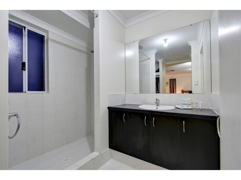 4 Roma Lane, Banksia Grove WA 6031