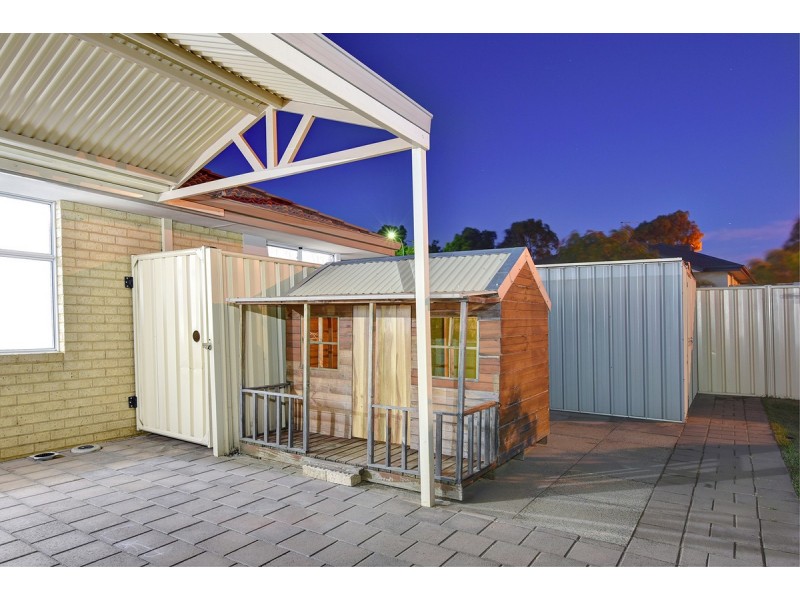 4 Roma Lane, Banksia Grove WA 6031