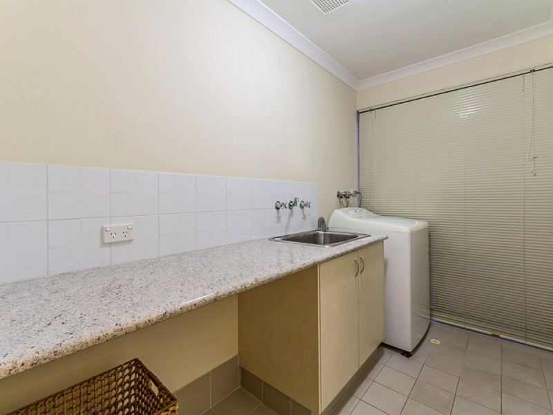 8 Philadelphia Parade, Canning Vale WA 6155