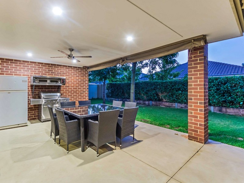 8 Philadelphia Parade, Canning Vale WA 6155