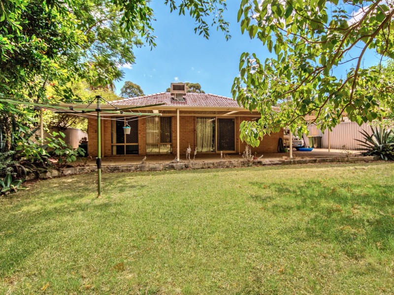 22 Judges Gardens, Leda WA 6170