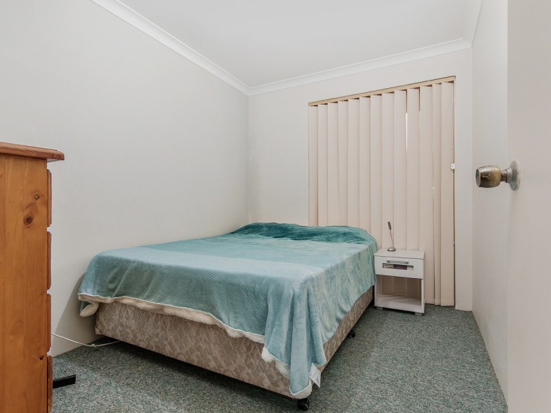 22 Judges Gardens, Leda WA 6170